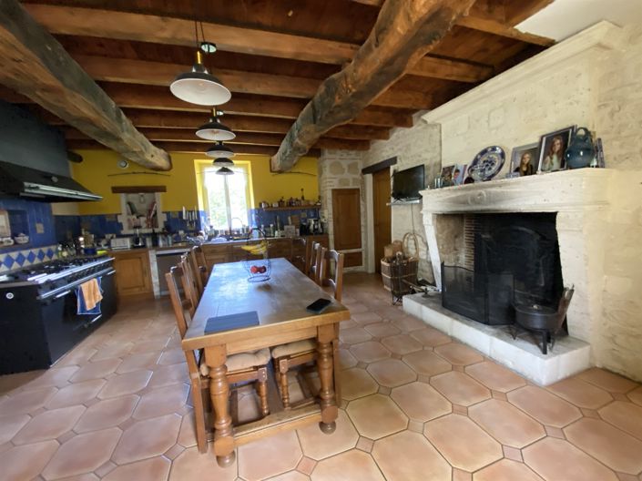 Image No.4-5 Bed House for sale
