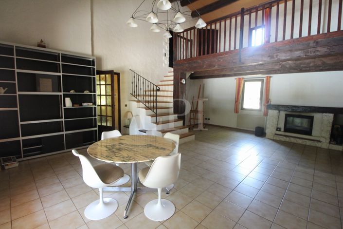 Image No.4-Maison de 4 chambres à vendre à Vaucluse