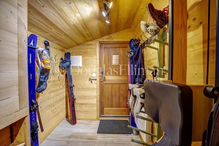 Image No.15-3 Bed House for sale