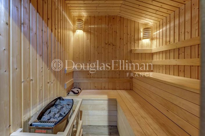 Image No.16-3 Bed House for sale