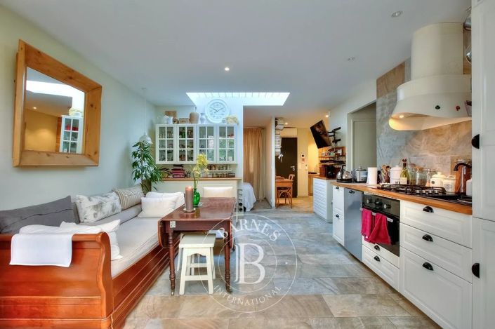 Image No.15-4 Bed Apartment for sale