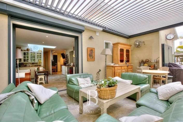 Image No.16-4 Bed Apartment for sale