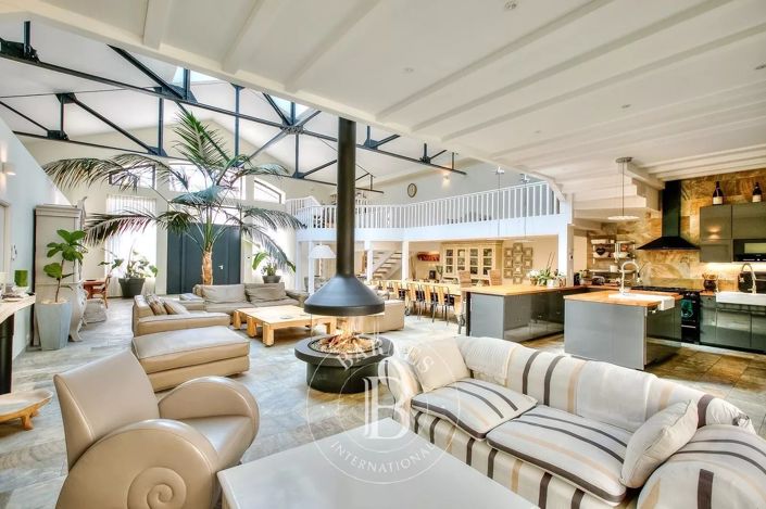 Image No.7-4 Bed Apartment for sale