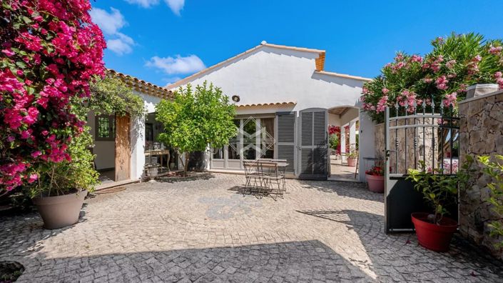 Image No.13-4 Bed House for sale