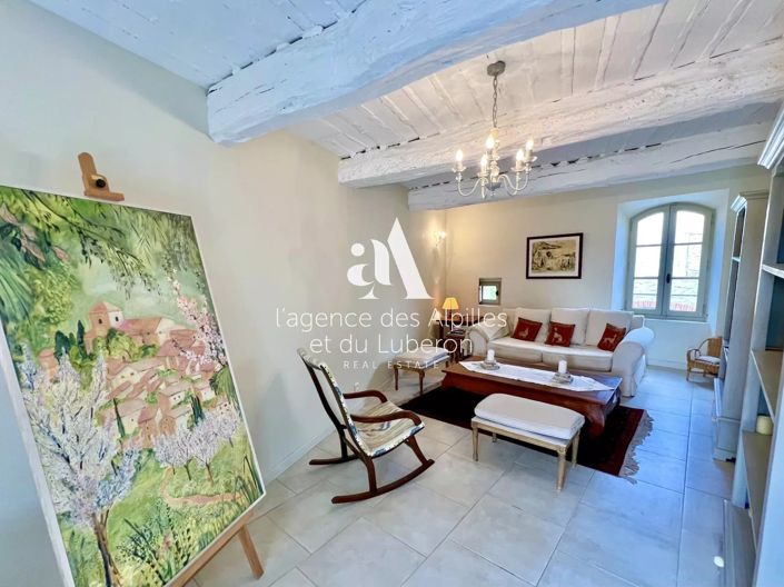 Image No.10-3 Bed House for sale
