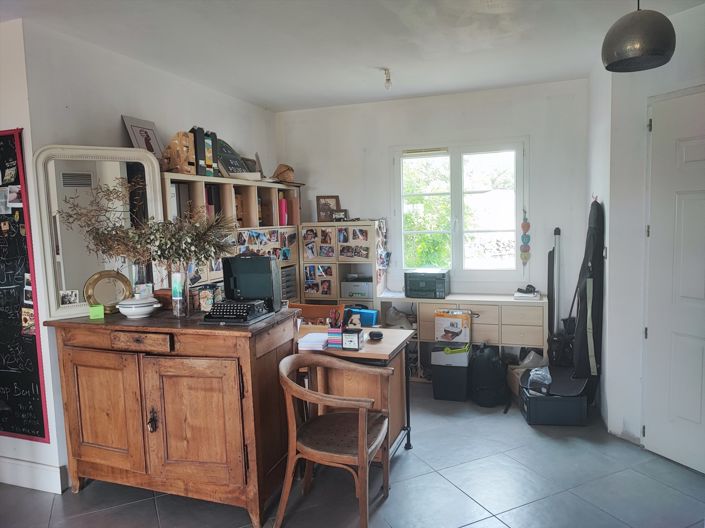 Image No.10-4 Bed House for sale