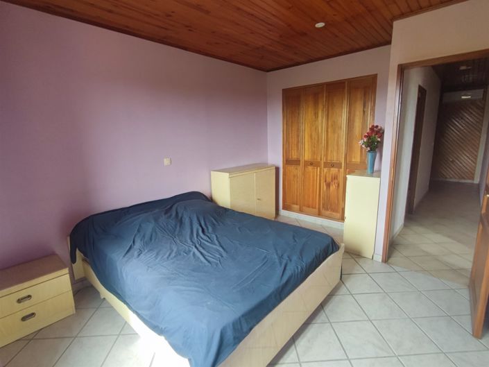 Image No.12-5 Bed House for sale