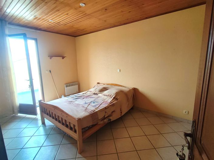 Image No.23-5 Bed House for sale