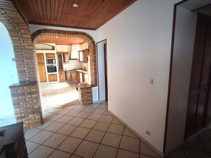 Image No.4-5 Bed House for sale