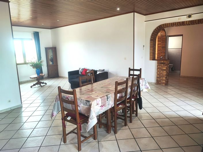 Image No.7-5 Bed House for sale