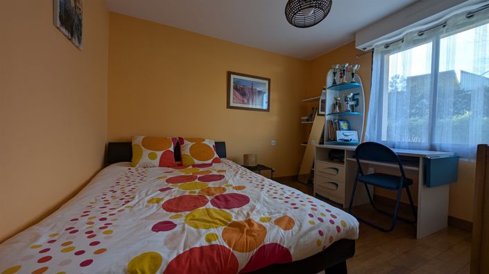Image No.12-3 Bed House for sale