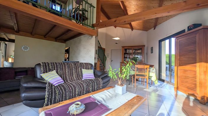 Image No.7-3 Bed House for sale