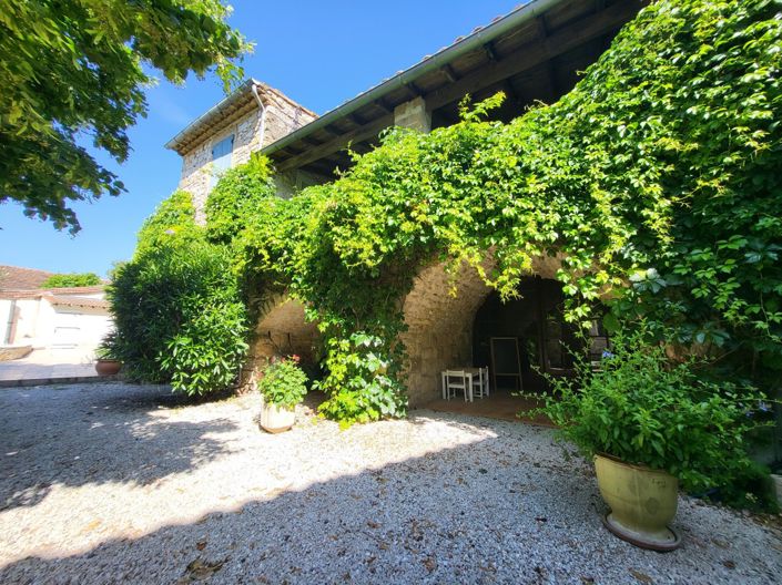 Image No.3-4 Bed House for sale
