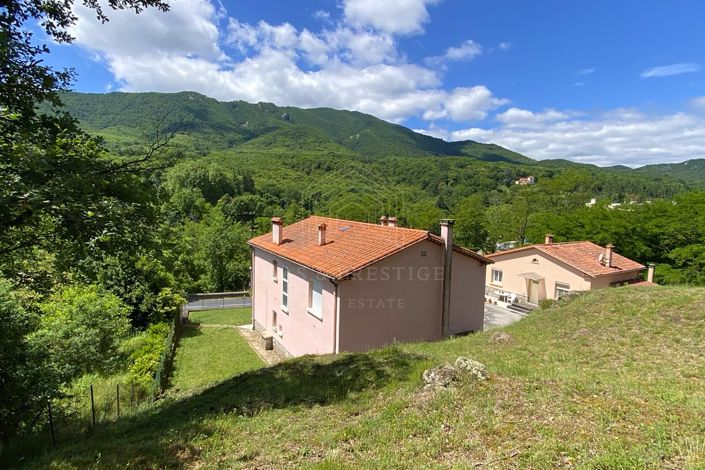 Image No.2-5 Bed House for sale