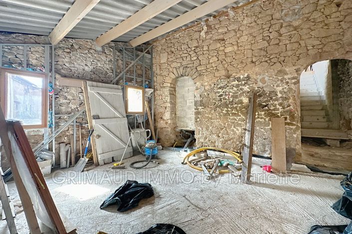 Image No.3-3 Bed House for sale