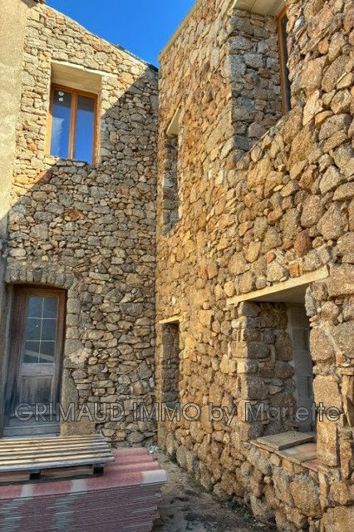 Image No.4-3 Bed House for sale