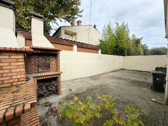 Image No.16-5 Bed House for sale
