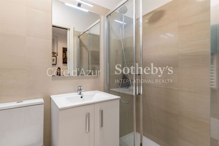 Image No.12-3 Bed Apartment for sale