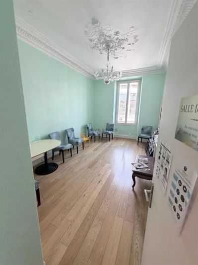 Image No.11-Apartment for sale
