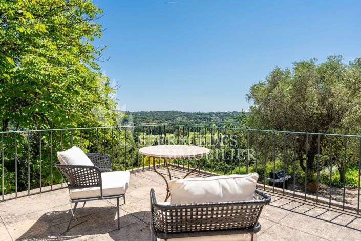 Image No.18-7 Bed House for sale