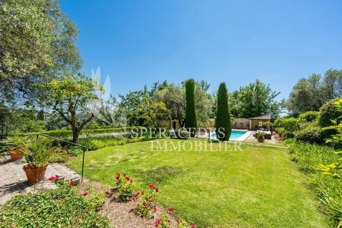 Image No.21-7 Bed House for sale