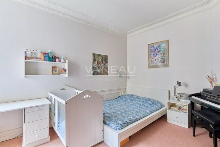 Image No.6-Apartment for sale