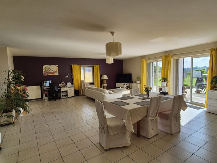 Image No.3-3 Bed House for sale