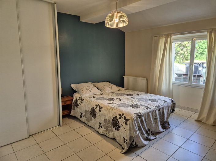 Image No.6-3 Bed House for sale