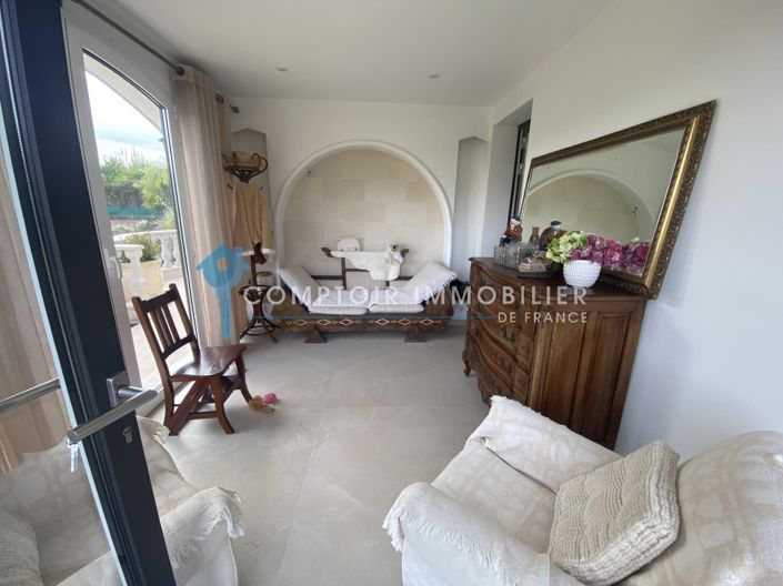 Image No.17-4 Bed House for sale