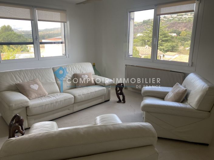 Image No.24-4 Bed House for sale