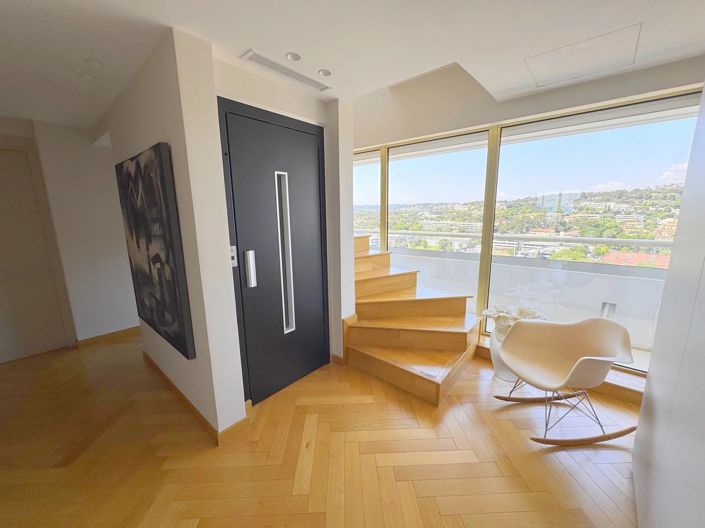 Image No.12-5 Bed Apartment for sale
