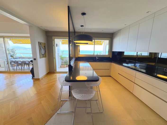 Image No.16-5 Bed Apartment for sale
