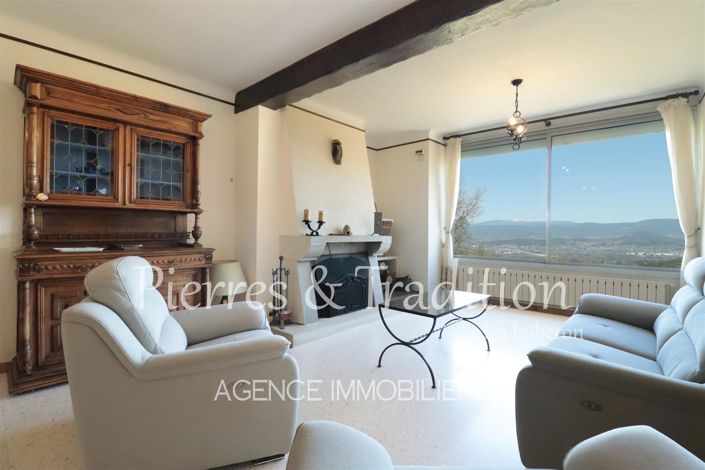 Image No.2-6 Bed House for sale