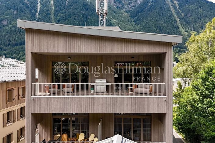 Image No.17-3 Bed Apartment for sale