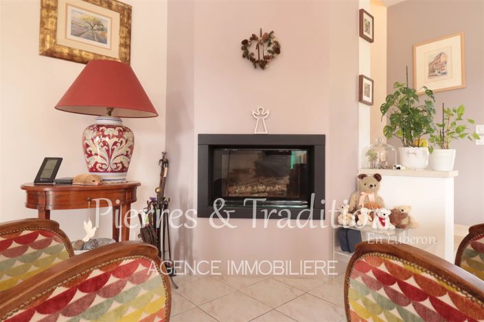 Image No.7-5 Bed House for sale