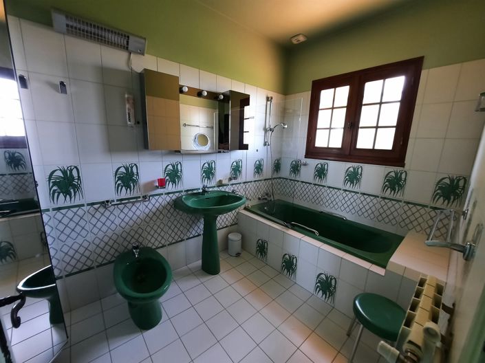 Image No.5-3 Bed House for sale