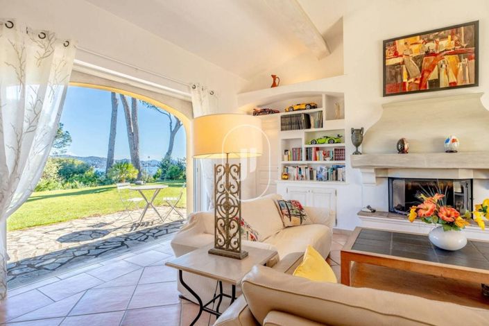 Image No.4-4 Bed House for sale