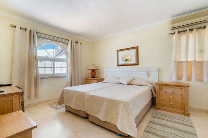 Image No.17-2 Bed Apartment for sale