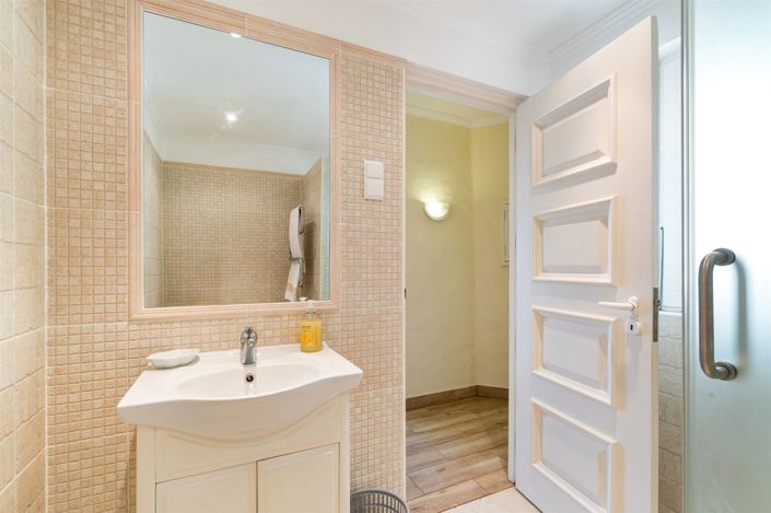 Image No.26-2 Bed Apartment for sale