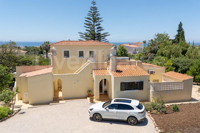 Image No.4-4 Bed House for sale