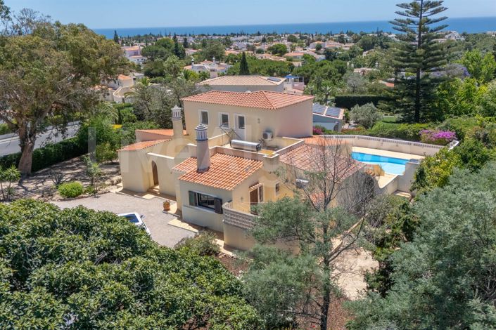Image No.45-4 Bed House for sale