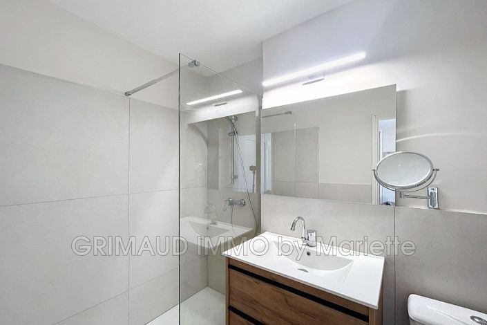 Image No.10-1 Bed Apartment for sale