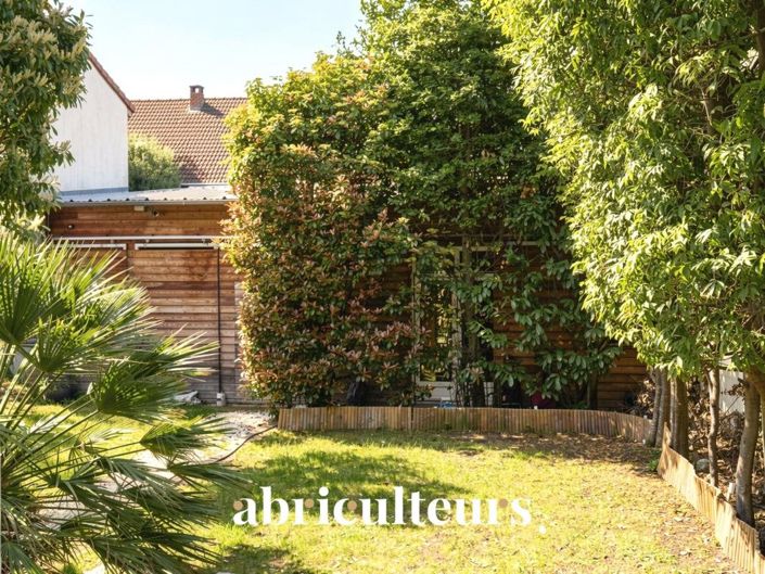 Image No.20-5 Bed House for sale