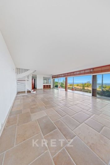 Image No.9-5 Bed House for sale