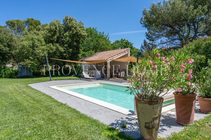Image No.2-4 Bed Property for sale