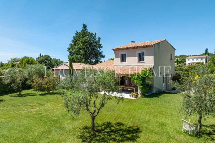 Image No.20-4 Bed Property for sale