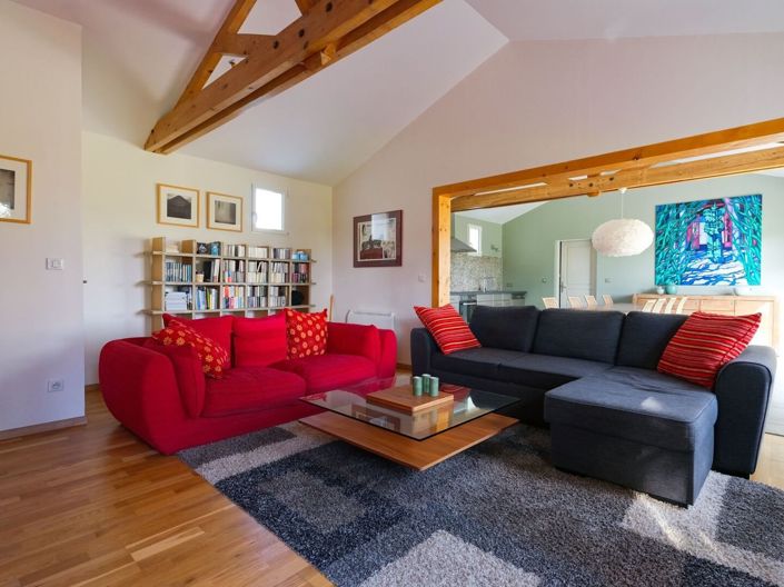 Image No.12-7 Bed House for sale