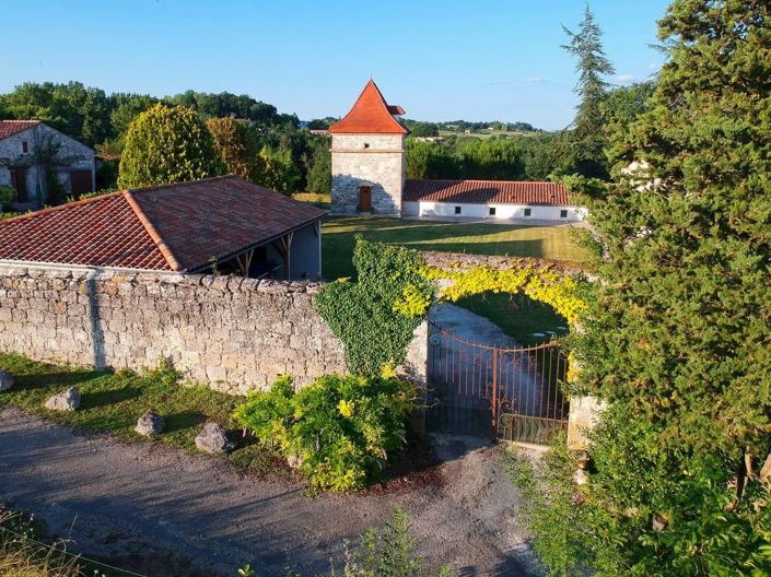 Image No.3-7 Bed House for sale