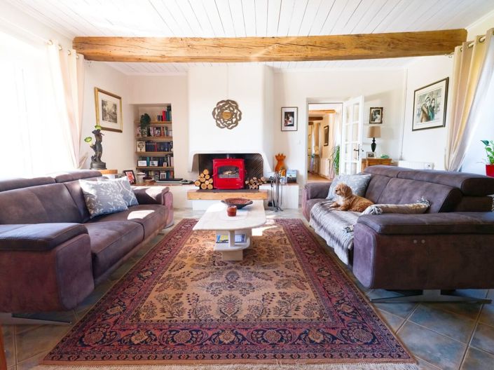 Image No.6-7 Bed House for sale