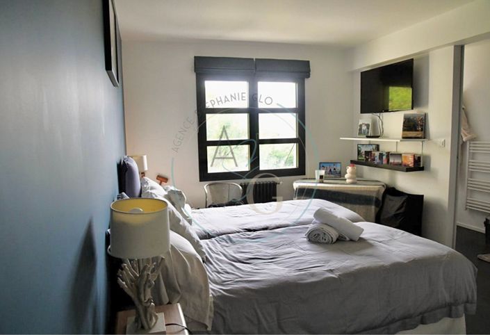 Image No.9-4 Bed House for sale